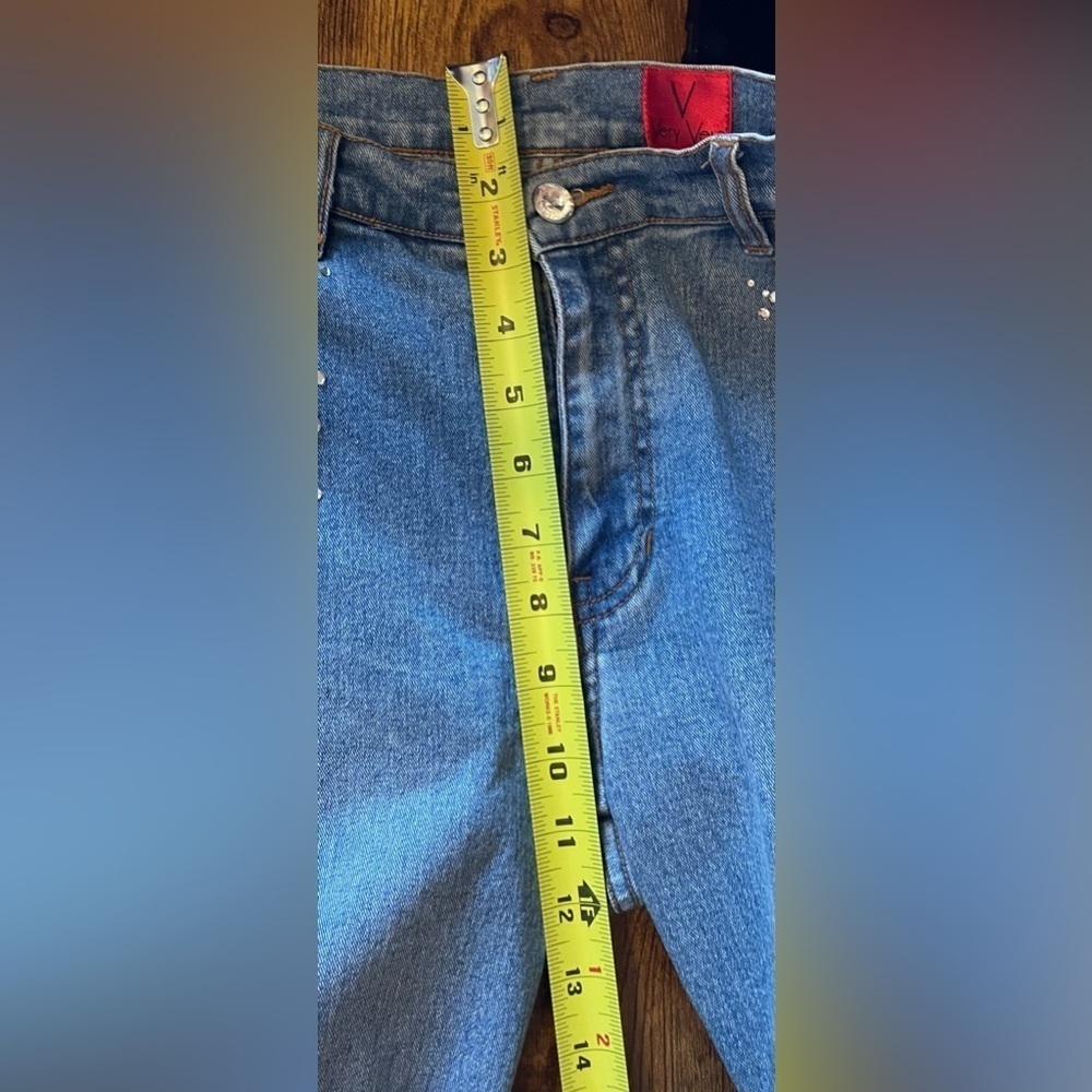 Very Vera Denim and ‘Diamonds’ - Picture 6 of 8